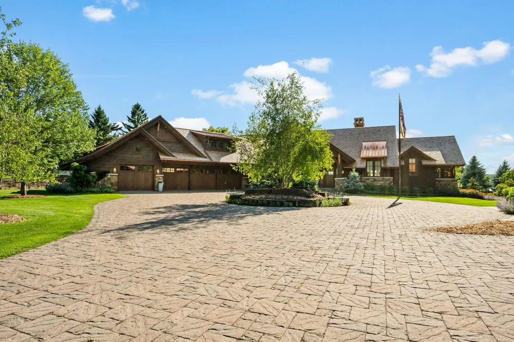 475 Oxford Road Orono, MN 55356