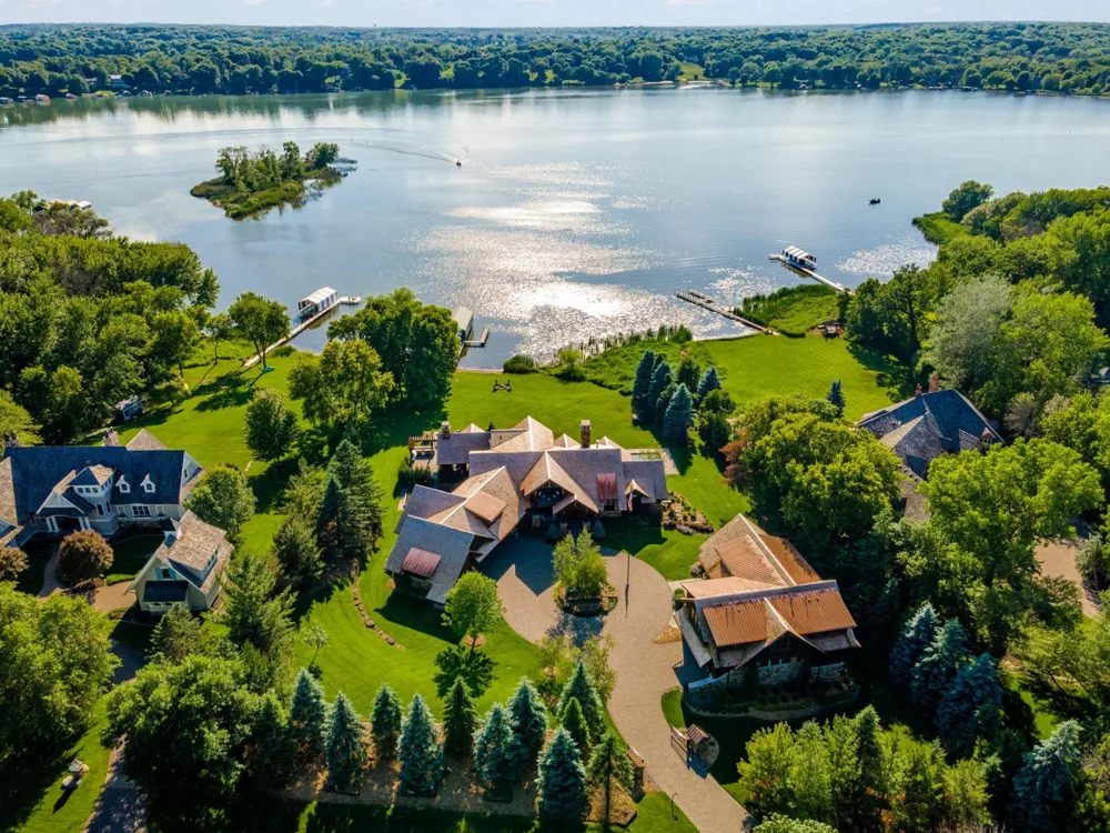 475 Oxford Road Orono, MN 55356