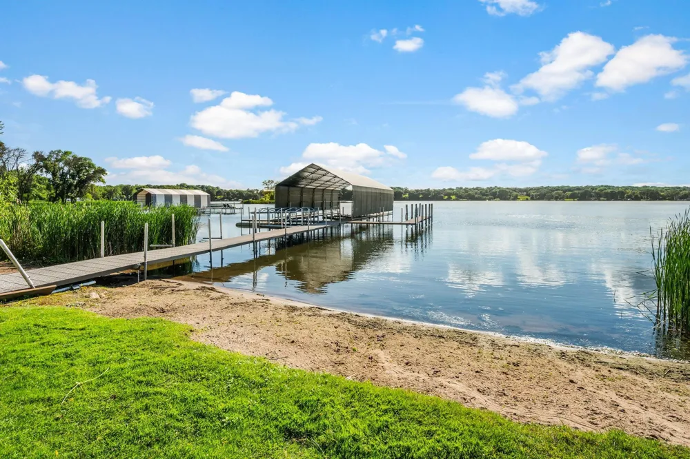 475 Oxford Road Orono, MN 55356