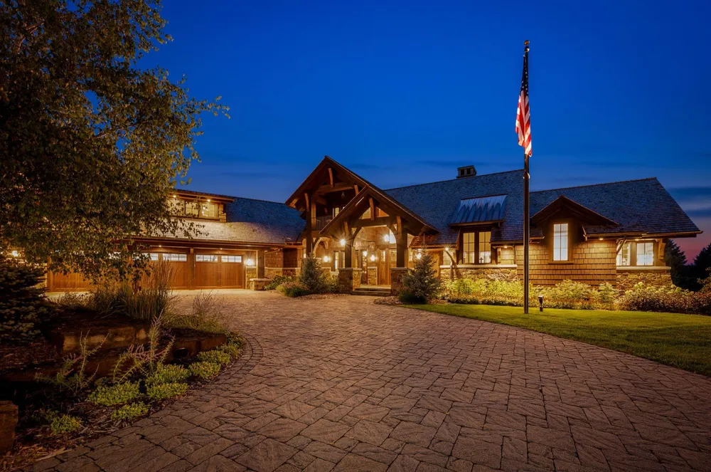 475 Oxford Road Orono, MN 55356
