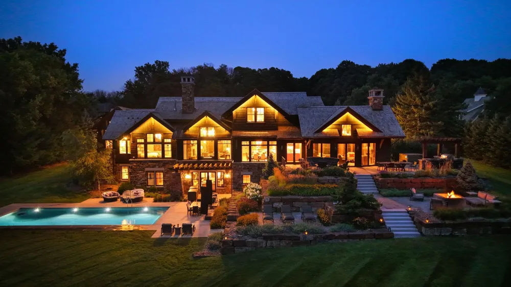 475 Oxford Road Orono, MN 55356