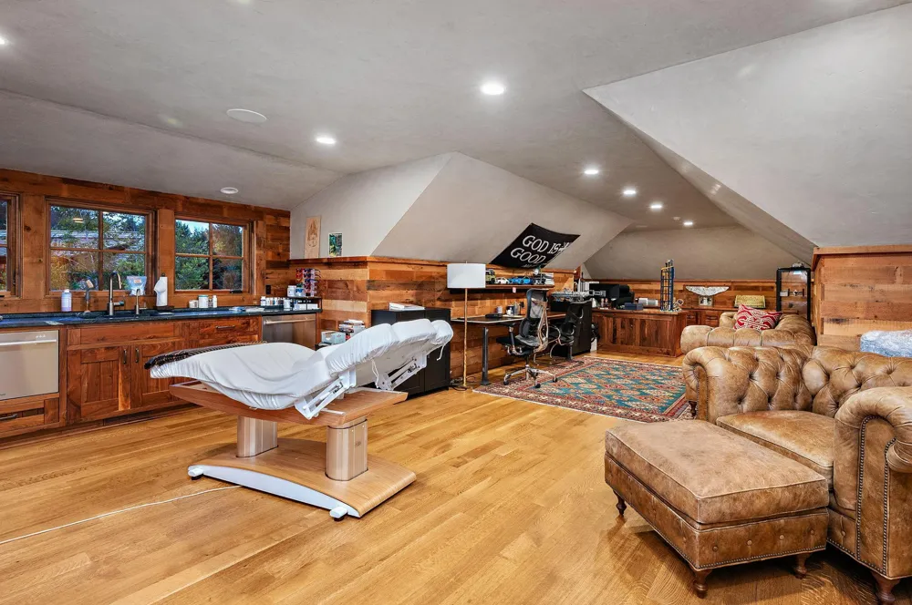 475 Oxford Road Orono, MN 55356