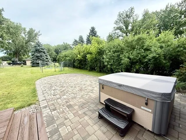 103 Northwood Drive Redwood Falls, MN 56283