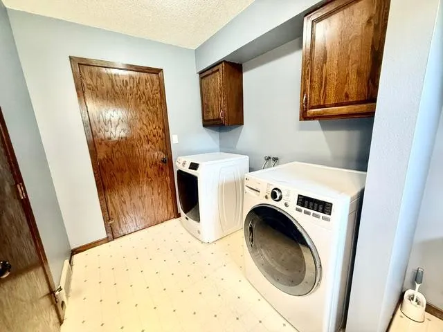 103 Northwood Drive Redwood Falls, MN 56283