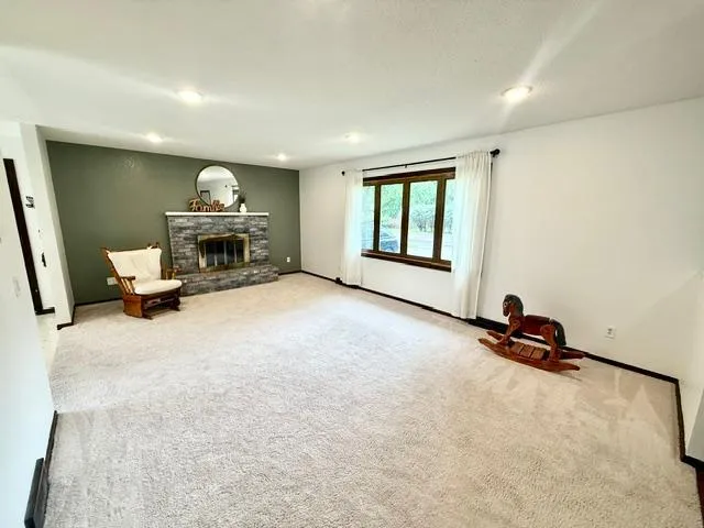 103 Northwood Drive Redwood Falls, MN 56283