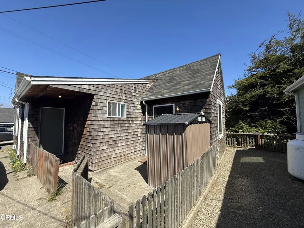 121 S Mcpherson Street Fort Bragg, CA 95437