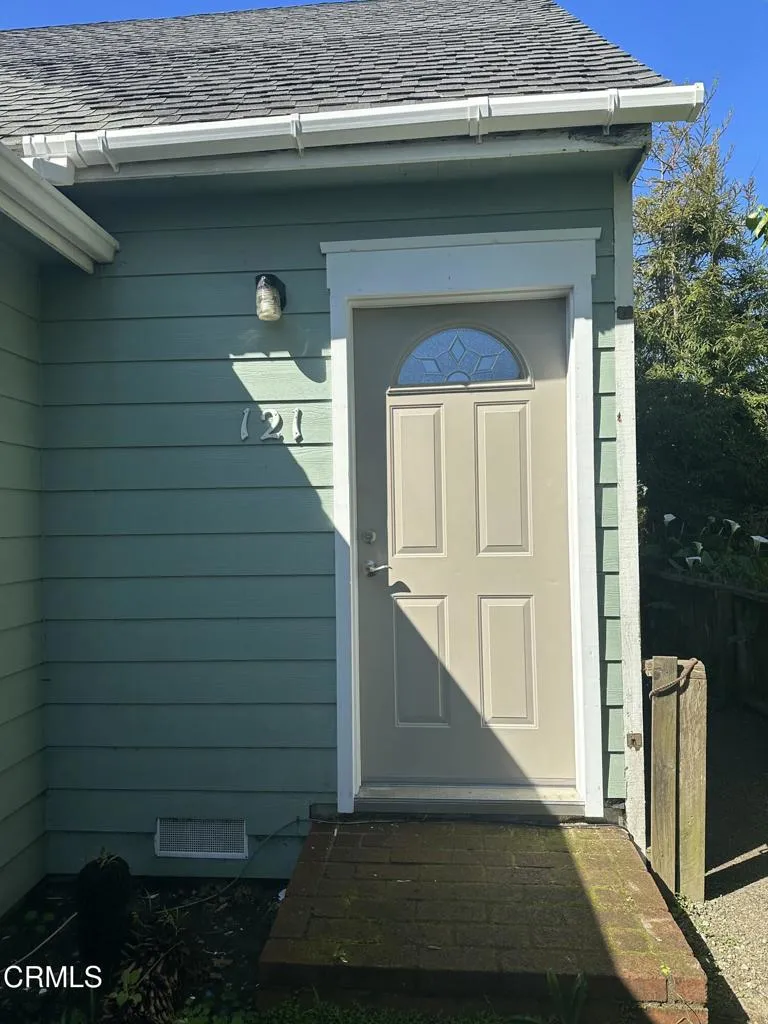 121 S Mcpherson Street Fort Bragg, CA 95437