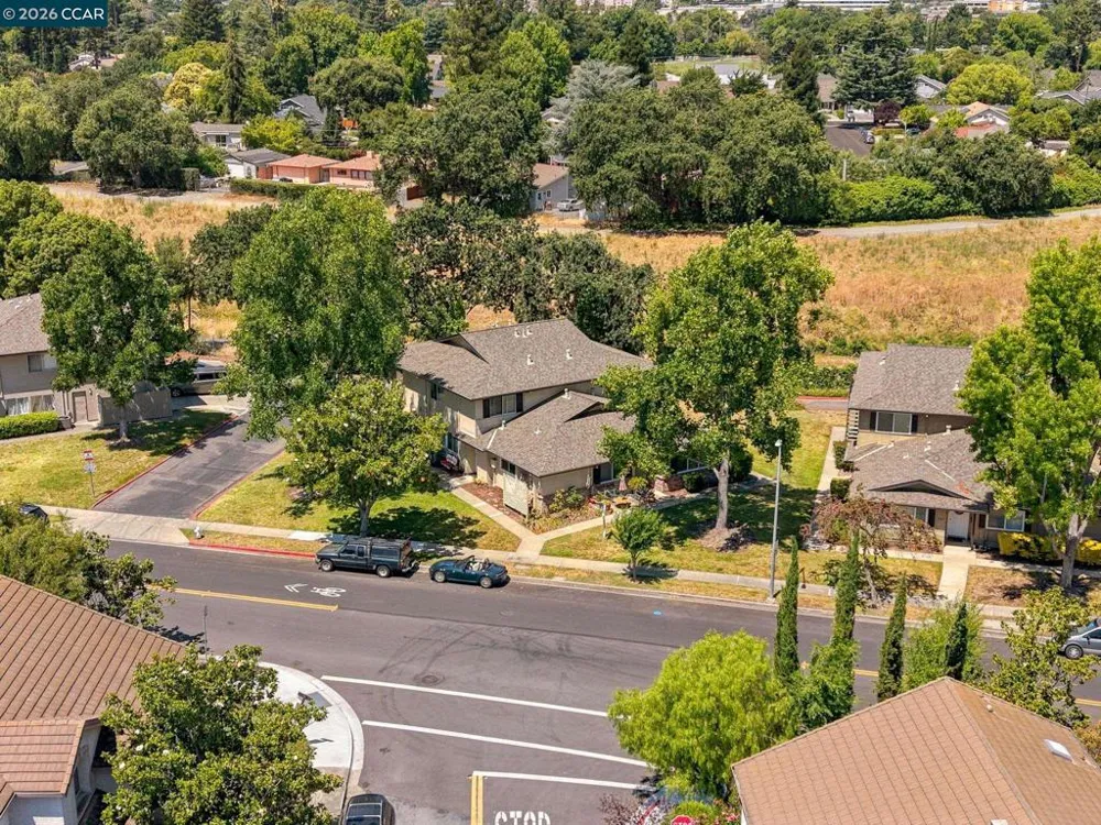 1005 Mohr Ln #4 Concord, CA 94518