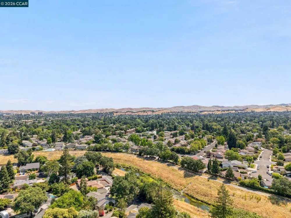 1005 Mohr Ln #4 Concord, CA 94518