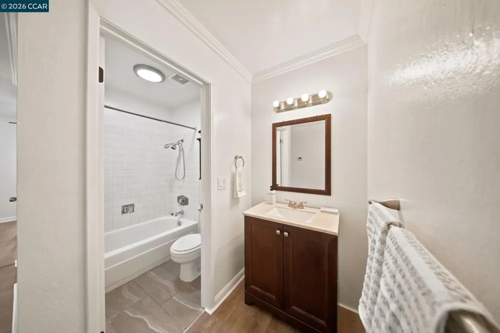 1005 Mohr Ln #4 Concord, CA 94518