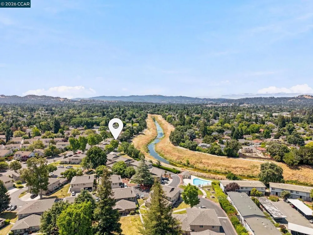1005 Mohr Ln #4 Concord, CA 94518