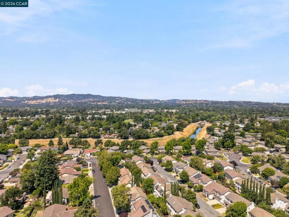 1005 Mohr Ln #4 Concord, CA 94518