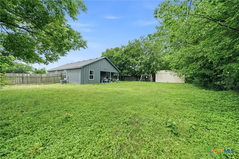 1309 W Main Street Gatesville, TX 76528