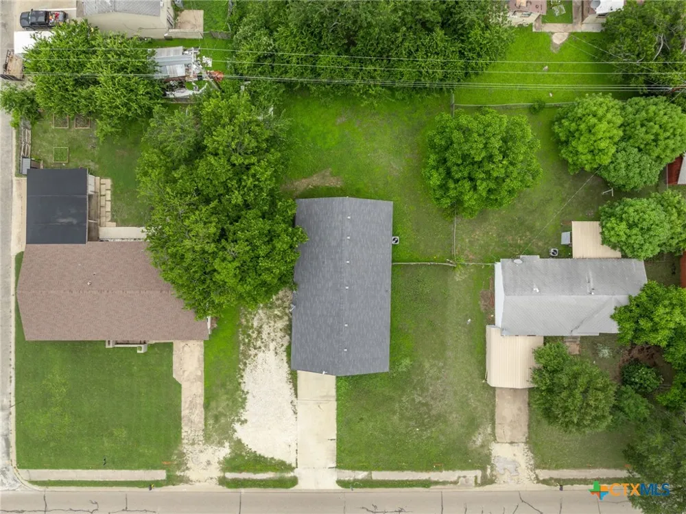 1309 W Main Street Gatesville, TX 76528
