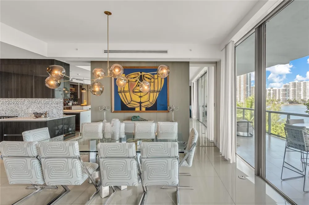 3300 NE 188th St #318 Aventura, FL 33180