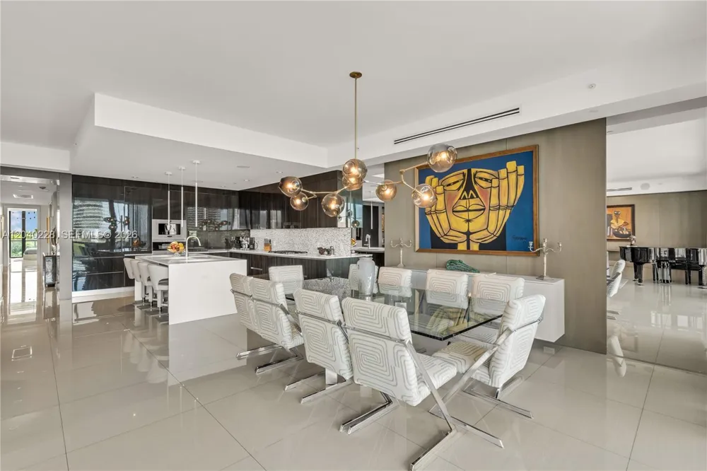 3300 NE 188th St #318 Aventura, FL 33180