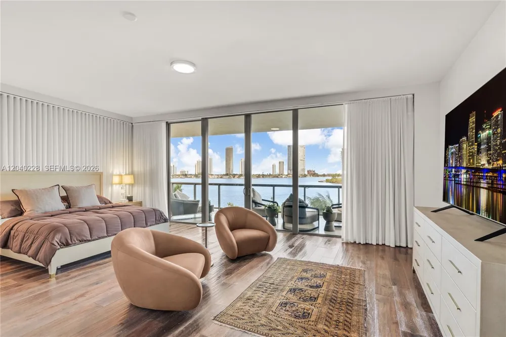 3300 NE 188th St #318 Aventura, FL 33180