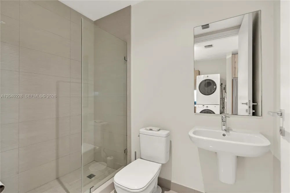 3300 NE 188th St #318 Aventura, FL 33180