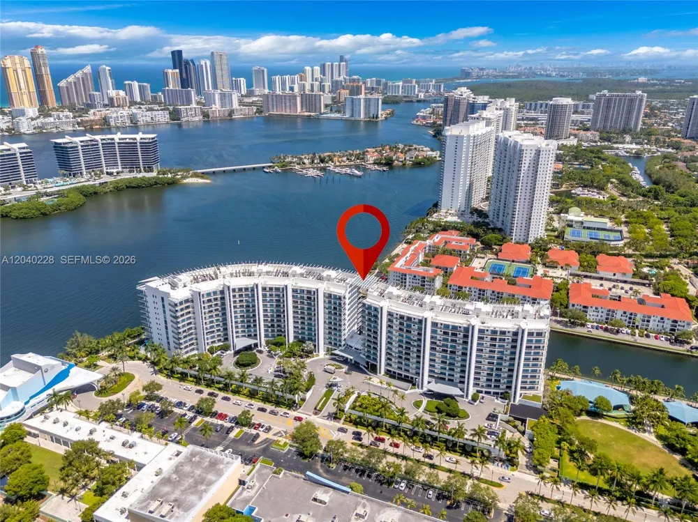 3300 NE 188th St #318 Aventura, FL 33180