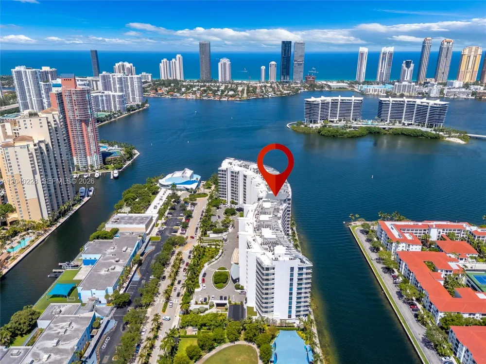 3300 NE 188th St #318 Aventura, FL 33180