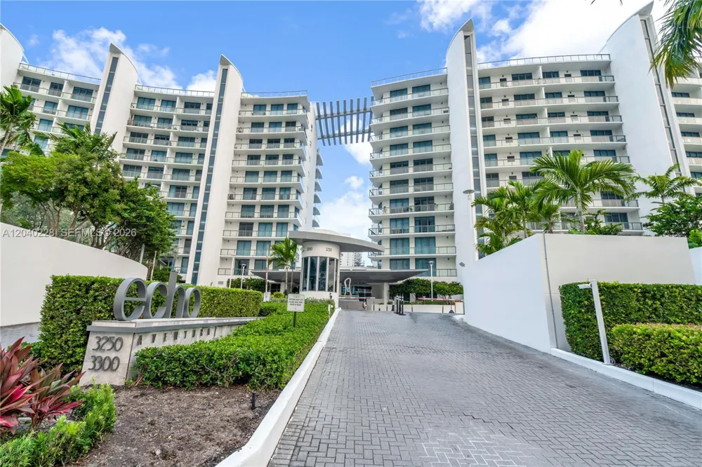 3300 NE 188th St #318 Aventura, FL 33180