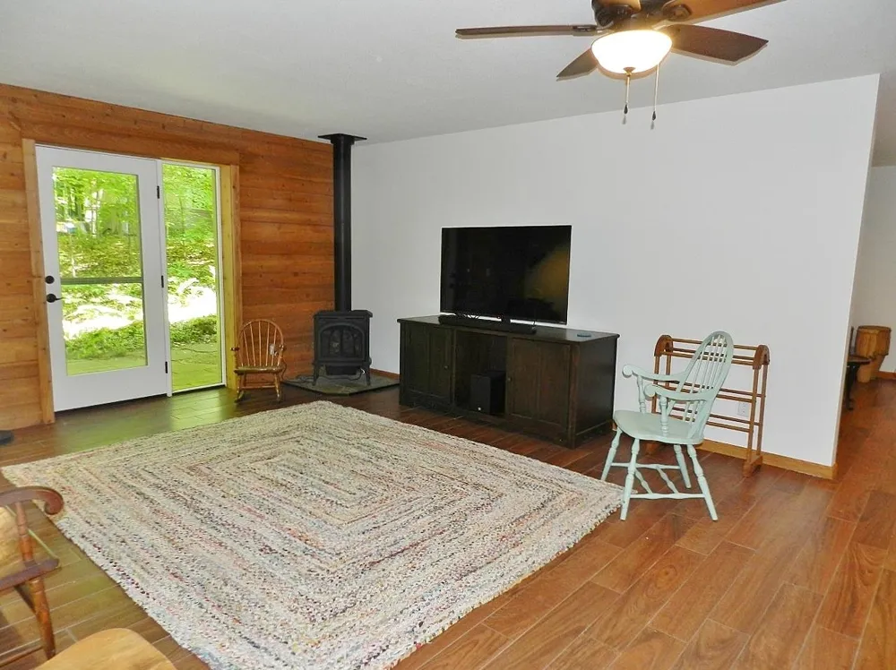 12055 S Woodwinds Circle Elmwood Charter Township, MI 49684