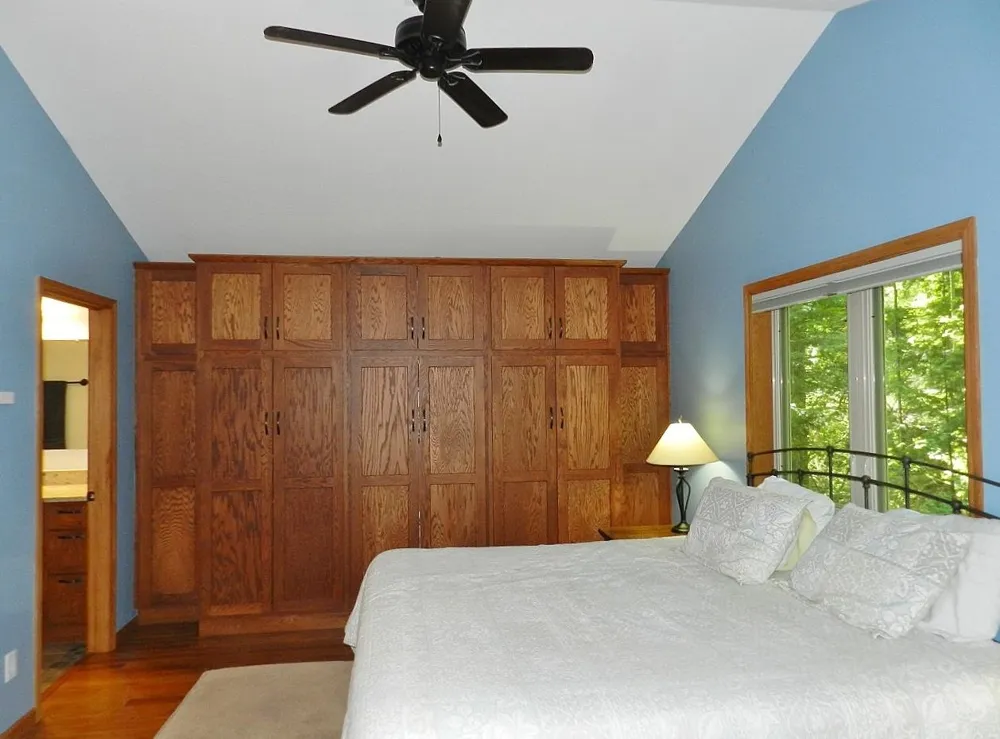 12055 S Woodwinds Circle Elmwood Charter Township, MI 49684