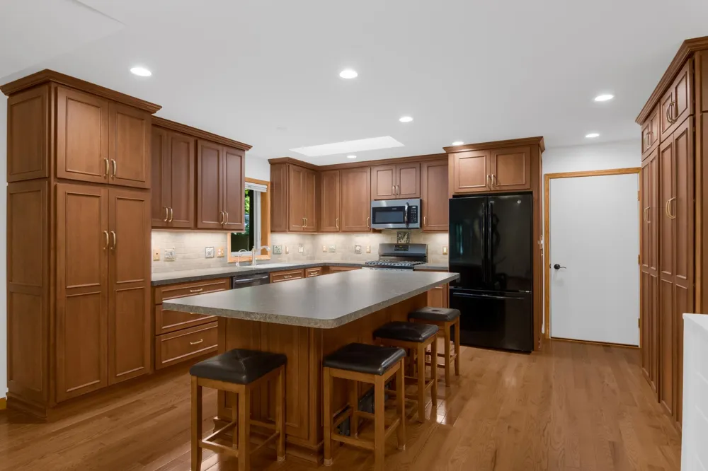 12055 S Woodwinds Circle Elmwood Charter Township, MI 49684