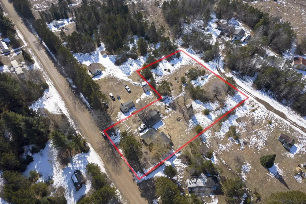 3110 SE Sigma Road Oliver Township, MI 49646