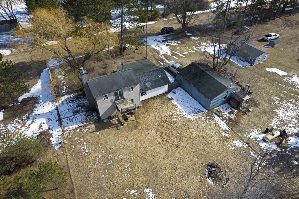 3110 SE Sigma Road Oliver Township, MI 49646