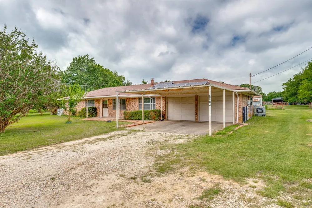 5083 State Highway 78 Highway Bonham, TX 75418