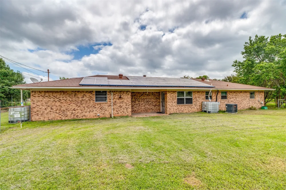 5083 State Highway 78 Highway Bonham, TX 75418