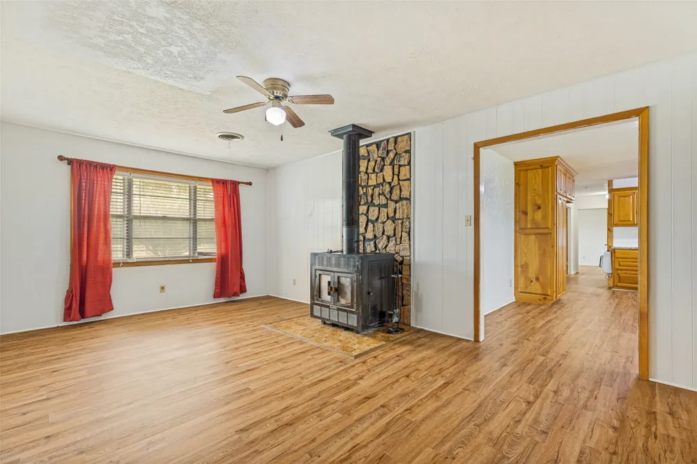 5083 State Highway 78 Highway Bonham, TX 75418