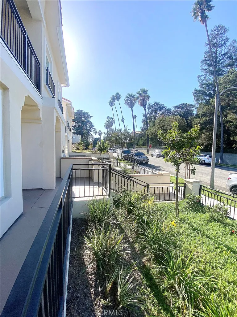 300 E Alhambra Road #D Alhambra, CA 91801