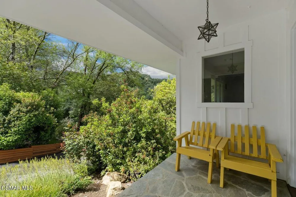 21705 Entrado Drive Topanga, CA 90290