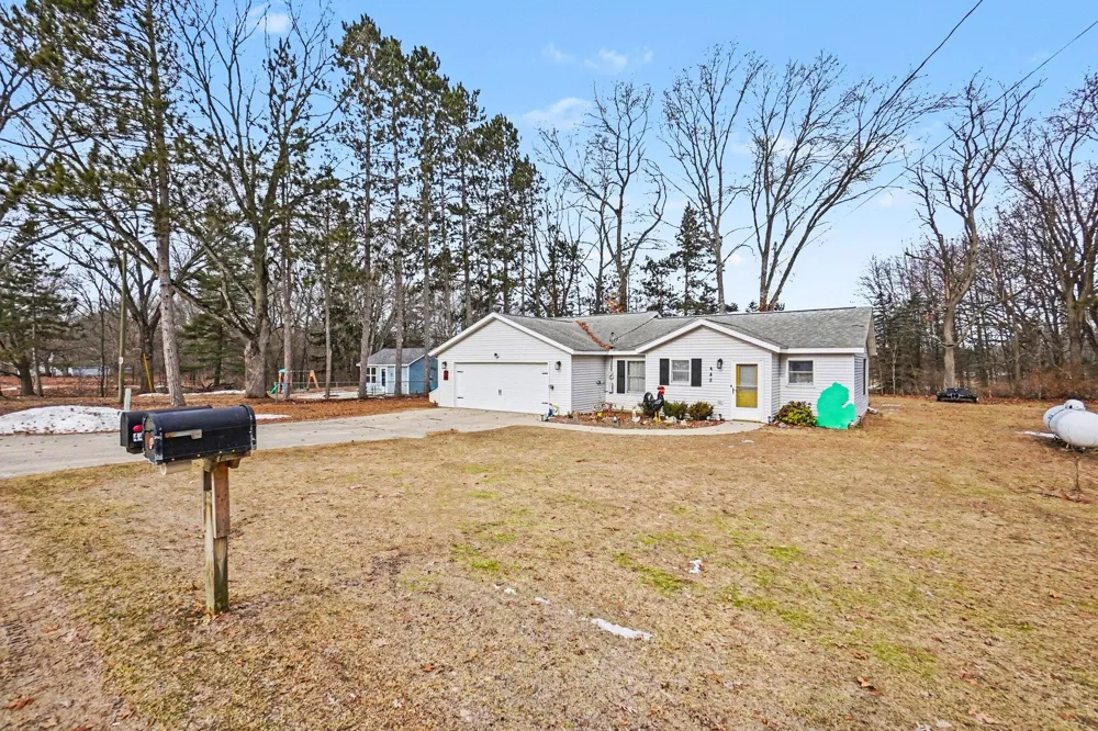 445 Pettibone Drive Lilley Township, MI 49309