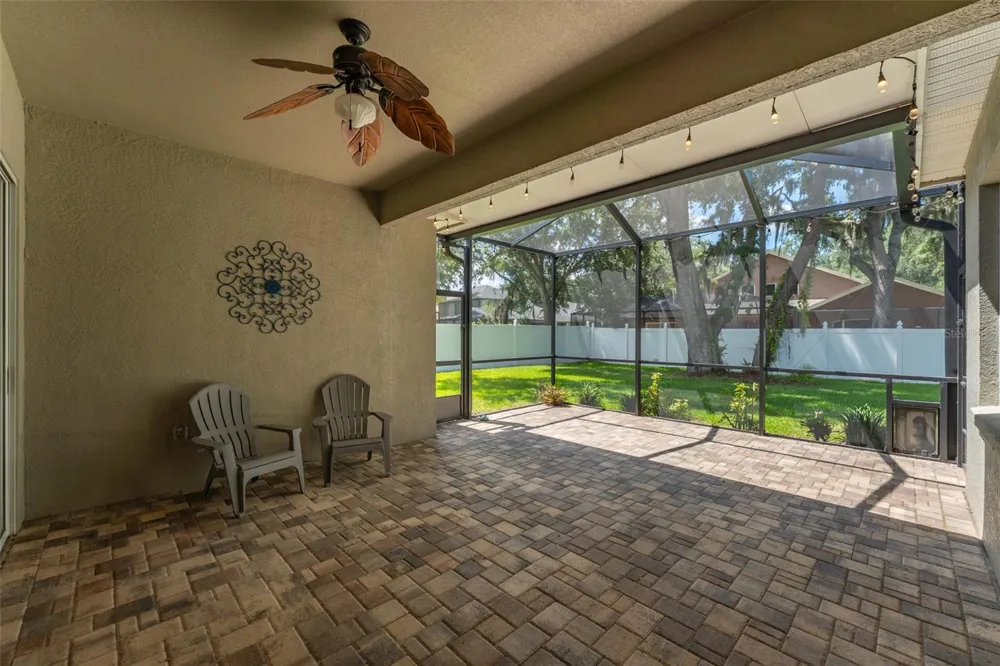 15211 MERLINGLEN PLACE Lithia, FL 33547