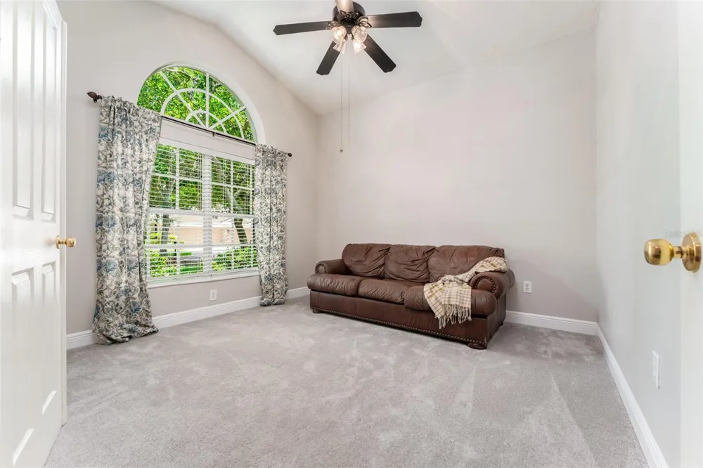 15211 MERLINGLEN PLACE Lithia, FL 33547