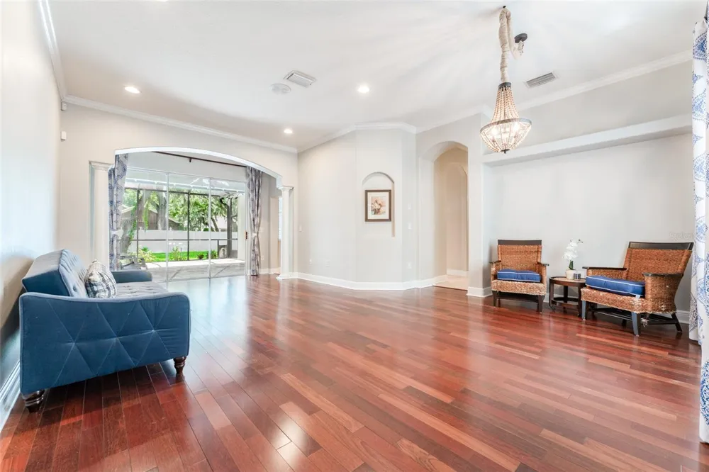 15211 MERLINGLEN PLACE Lithia, FL 33547