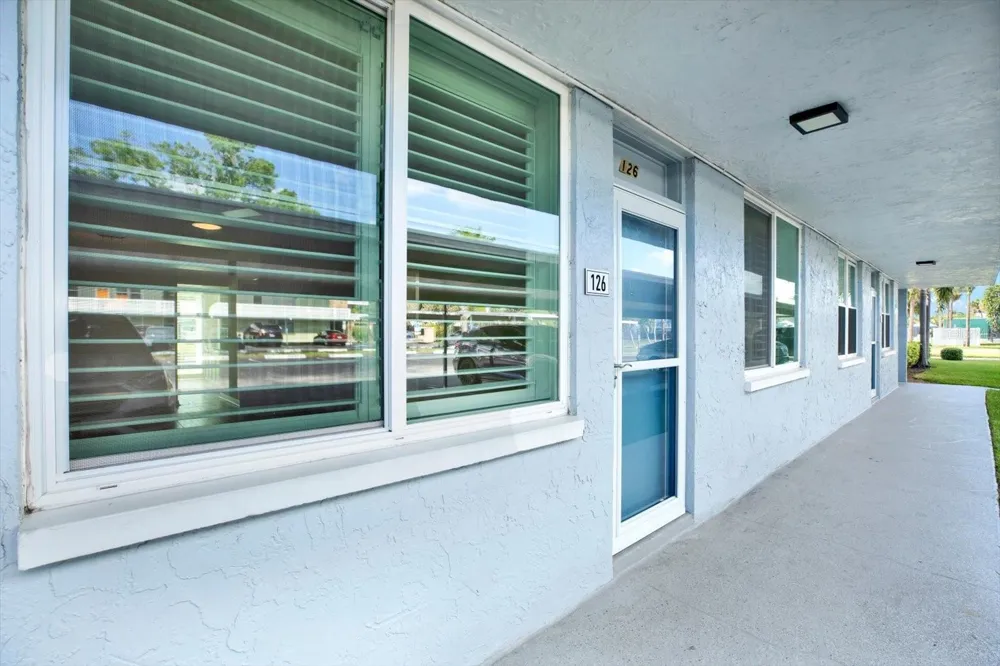 4715 BAY STREET NE #126 St Petersburg, FL 33703