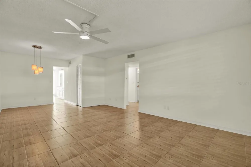 4715 BAY STREET NE #126 St Petersburg, FL 33703