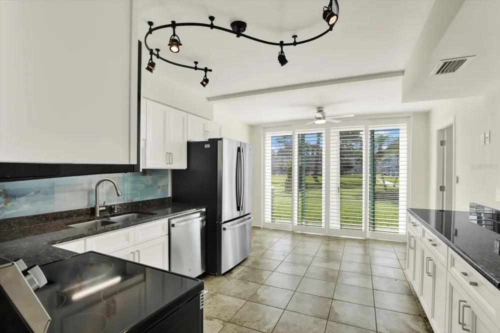 4715 BAY STREET NE #126 St Petersburg, FL 33703