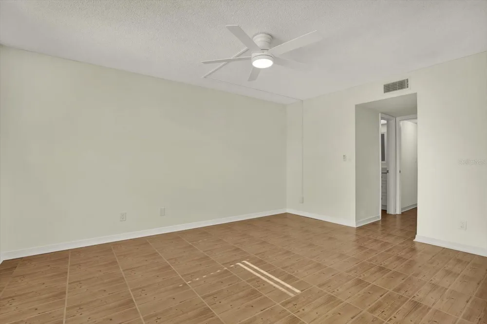 4715 BAY STREET NE #126 St Petersburg, FL 33703