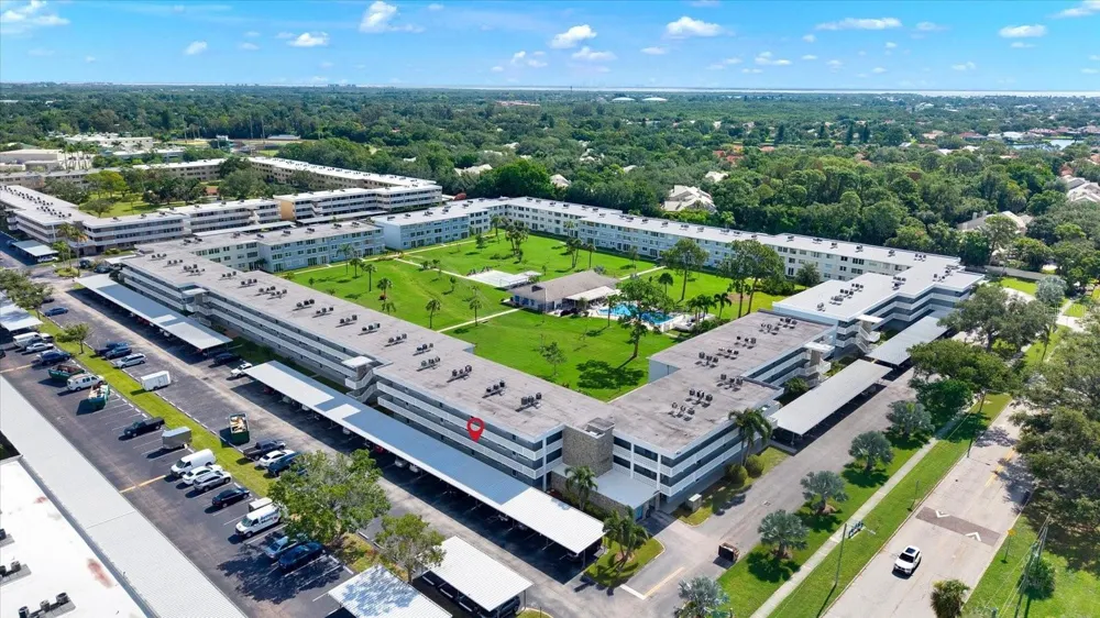 4715 BAY STREET NE #126 St Petersburg, FL 33703