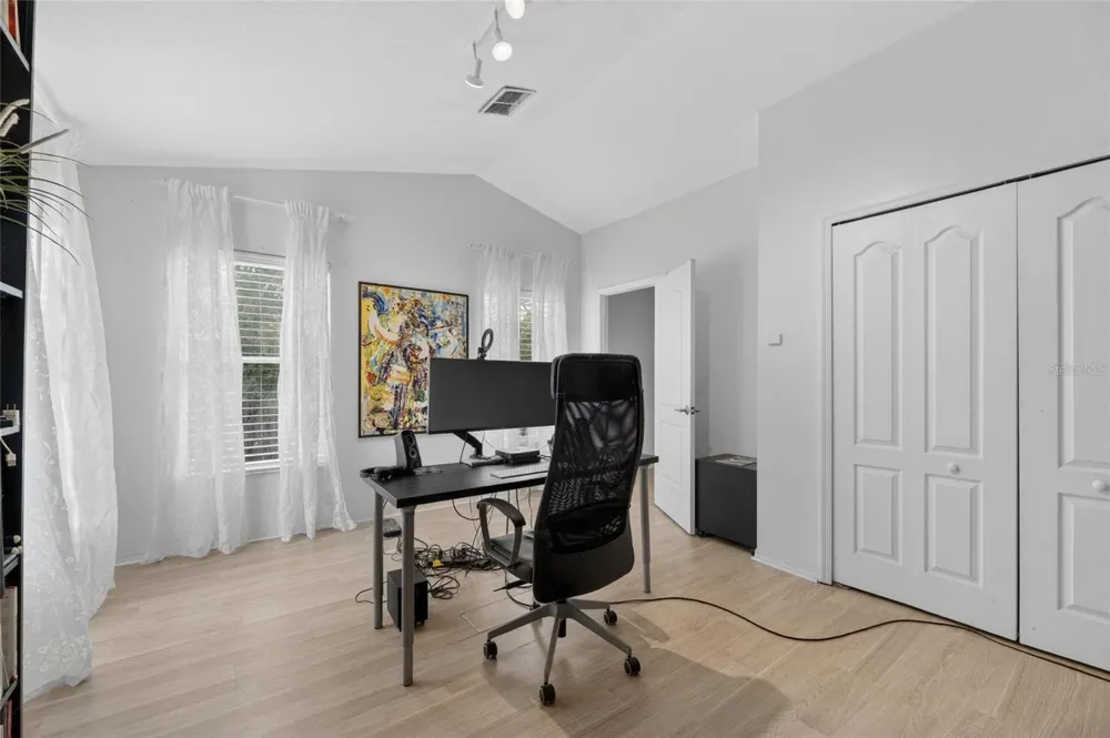 11901 NORTHUMBERLAND DRIVE Tampa, FL 33626