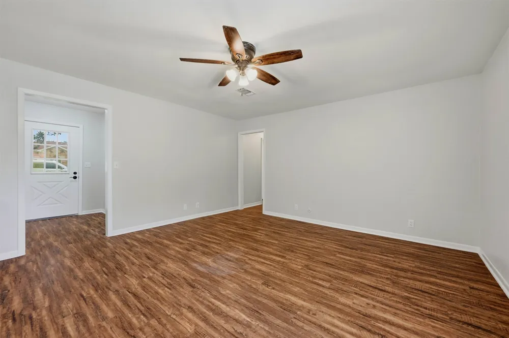 108 Loraine Street Pottsboro, TX 75076