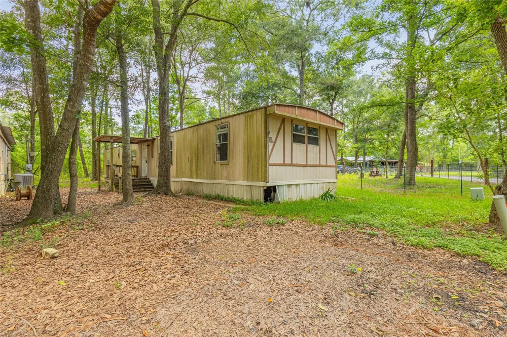14821 Lucas Drive Splendora, TX 77372