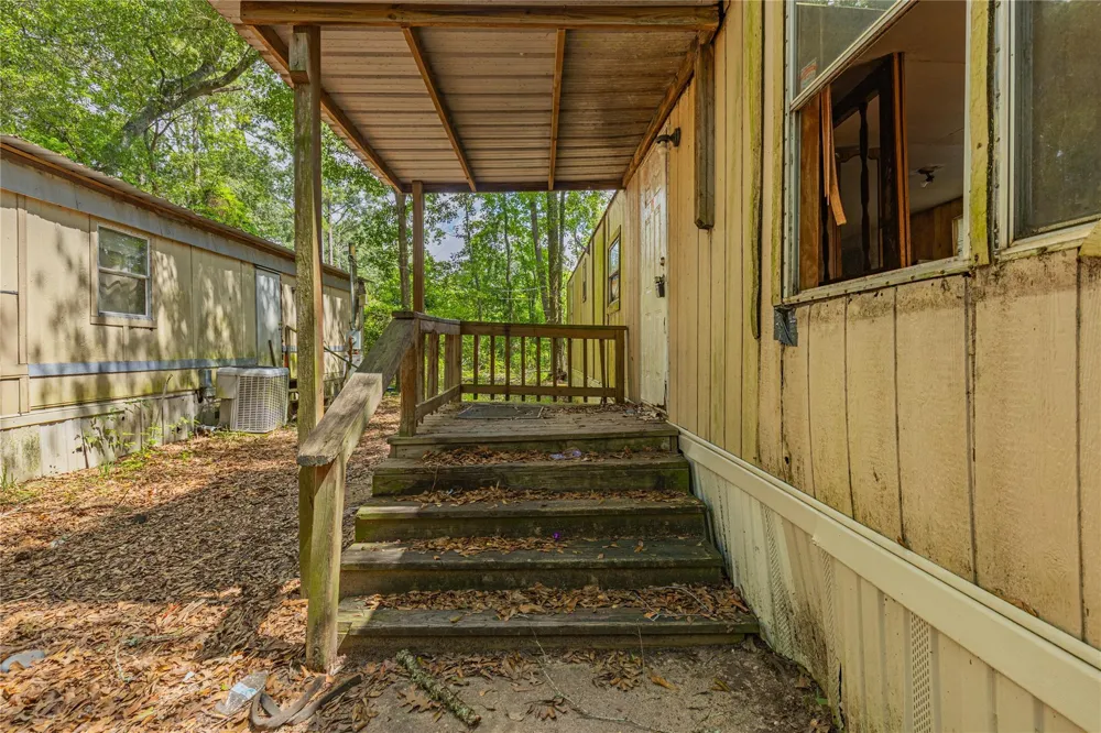 14821 Lucas Drive Splendora, TX 77372