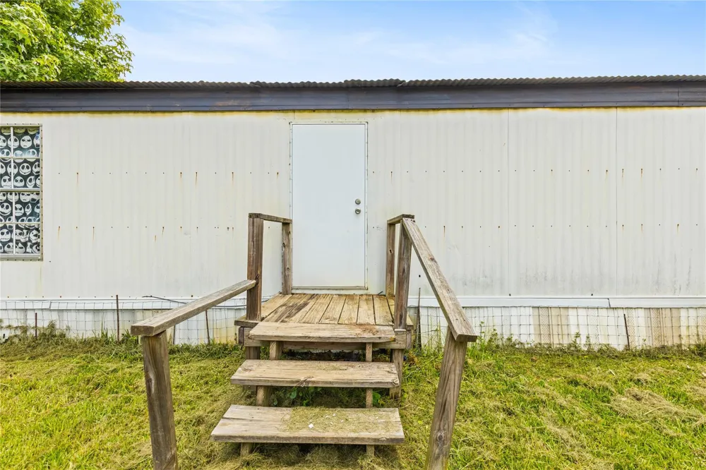14821 Lucas Drive Splendora, TX 77372