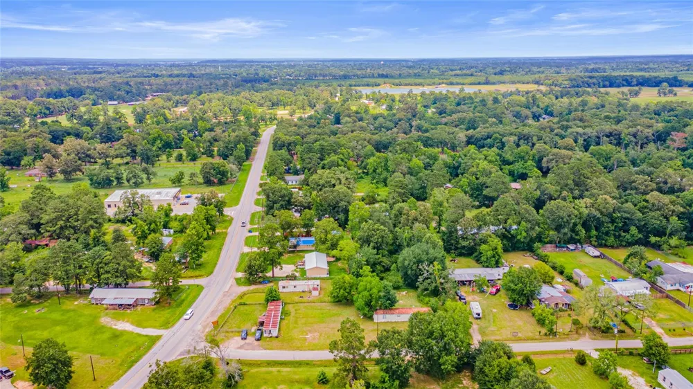 14821 Lucas Drive Splendora, TX 77372